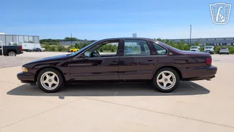 1995 Chevrolet Impala SS photo 6
