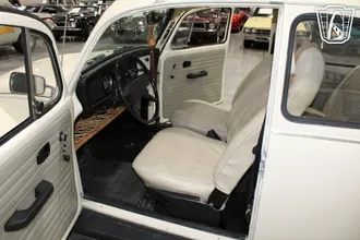 1974 Volkswagen Beetle photo 6