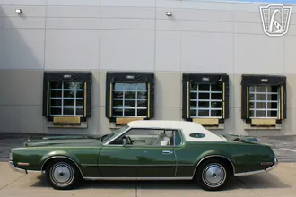 1972 Lincoln Continental photo 3