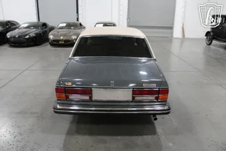 1990 Rolls-Royce Silver Spur photo 6