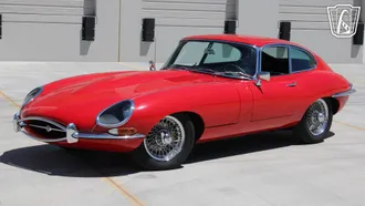 1965 Jaguar E Type photo 2