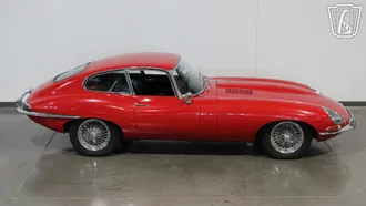 1965 Jaguar E Type photo 7
