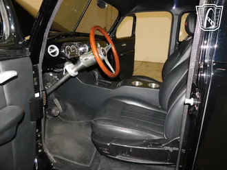 1948 Plymouth Sedan photo 6