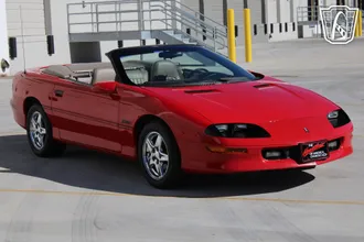 1997 Chevrolet Camaro photo 3