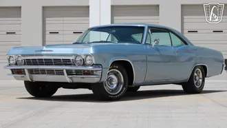 1965 Chevrolet Impala SS photo 2