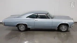 1965 Chevrolet Impala SS photo 7