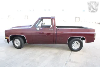 1982 Chevrolet C10 photo 2