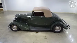 1934 Ford Cabriolet photo 5