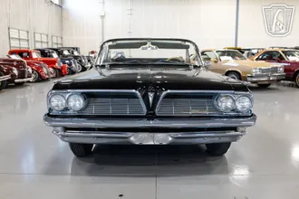 1961 Pontiac Bonneville photo 4