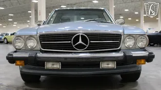 1986 Mercedes-Benz 560SL photo 5