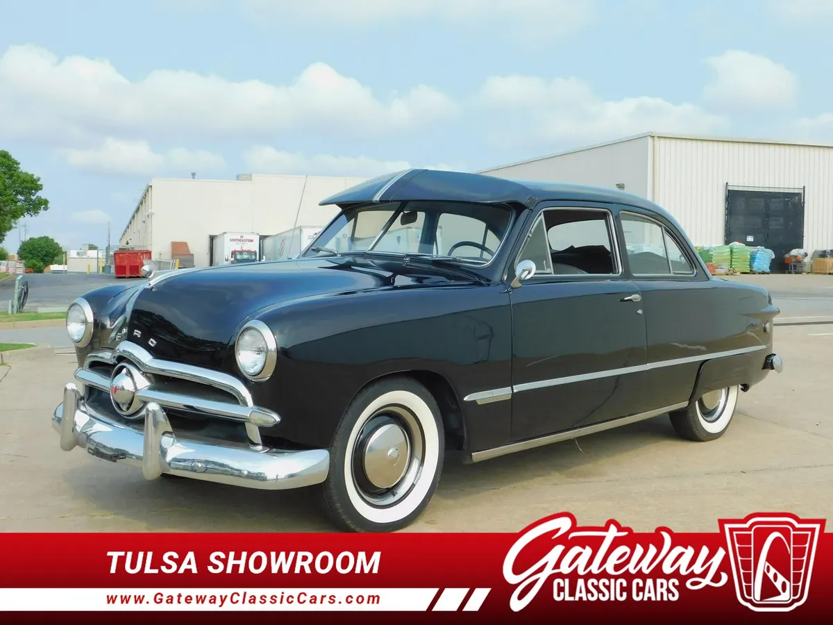 1949 Ford Custom Sedan