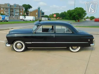 1949 Ford Custom photo 3