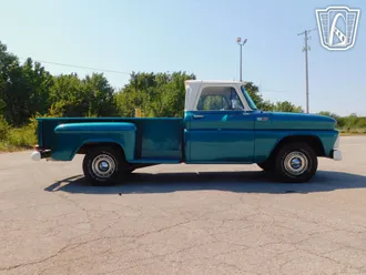 1965 Chevrolet C1500 photo 4