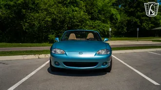 2001 Mazda Miata photo 3