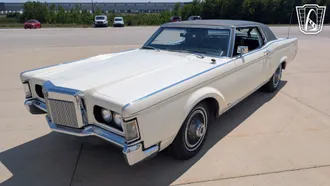 1969 Lincoln Mark III photo 2