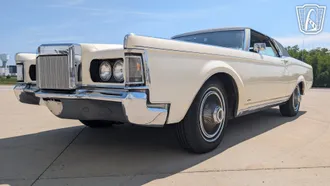1969 Lincoln Mark III photo 4
