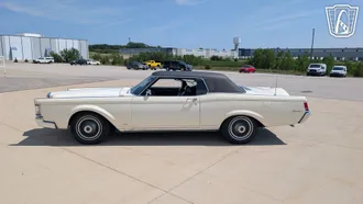 1969 Lincoln Mark III photo 5