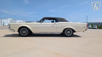 1969 Lincoln Mark III photo 7