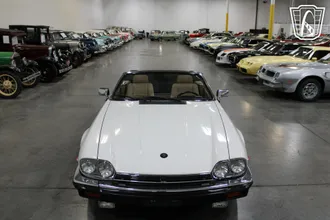 1989 Jaguar XJS photo 2