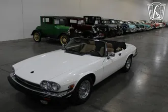 1989 Jaguar XJS photo 3