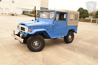 1974 Toyota FJ40 photo 2