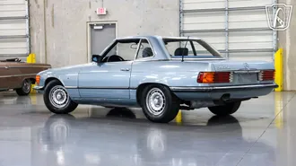 1983 Mercedes-Benz 380 SL photo 7