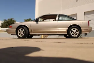 1997 Oldsmobile Cutlass Supreme photo 7