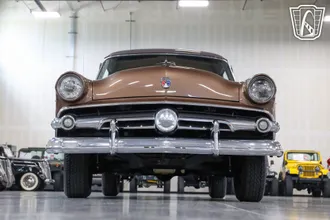1954 Ford Crestline photo 5