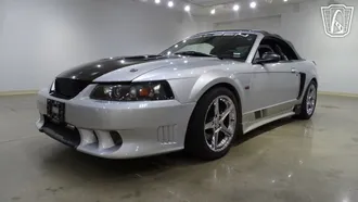 2001 Ford Mustang photo 3