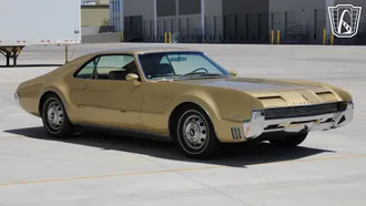 1966 Oldsmobile Toronado photo 3
