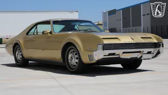 1966 Oldsmobile Toronado photo 4