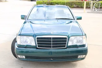 1994 Mercedes-Benz E320 photo 5