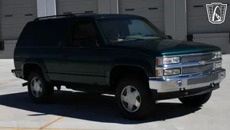 1996 Chevrolet Tahoe photo 3