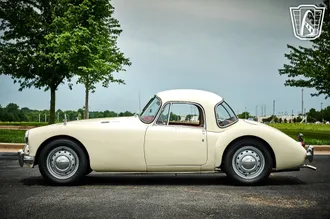 1961 MG MGA photo 6