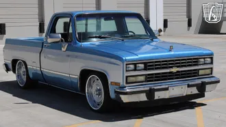 1990 Chevrolet C10 photo 3