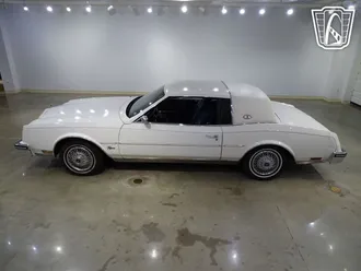 1985 Buick Riviera photo 6