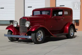 1932 Ford Sedan photo 2