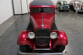 1932 Ford Sedan photo 7