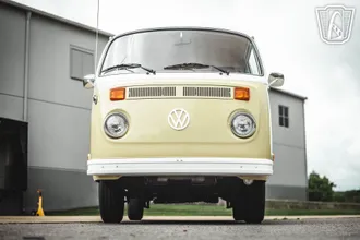 1975 Volkswagen Bus photo 5