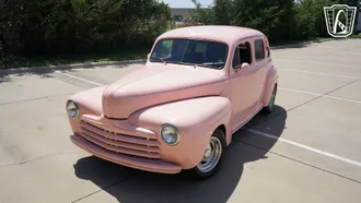 1947 Ford Customline photo 2