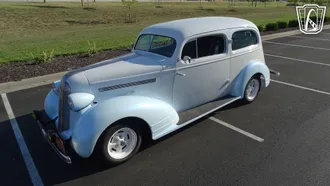 1935 Pontiac Coupe photo 6
