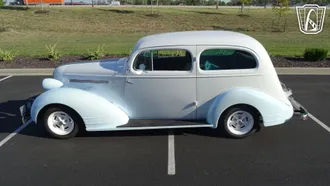 1935 Pontiac Coupe photo 7