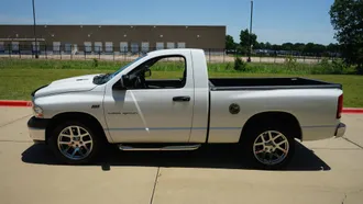 2003 Dodge Ram 1500 ST photo 5