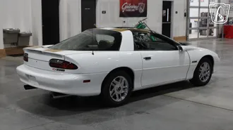 1996 Chevrolet Camaro photo 4