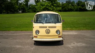 1968 Volkswagen Bus photo 2