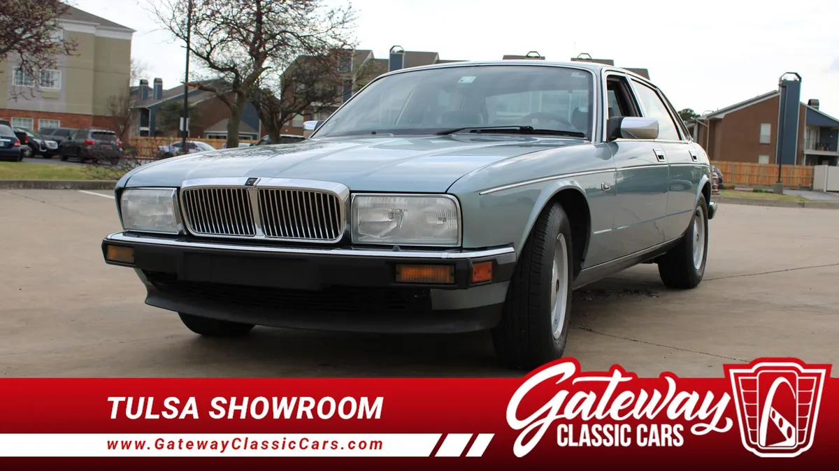 1990 Jaguar XJ6 Vanden Plas