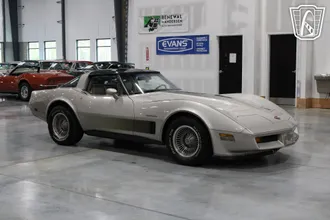 1982 Chevrolet Corvette photo 5