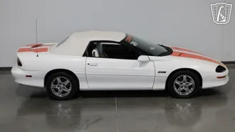 1997 Chevrolet Camaro photo 7
