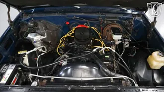 1982 GMC C1500 photo 2