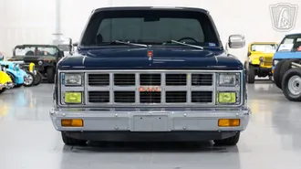 1982 GMC C1500 photo 4